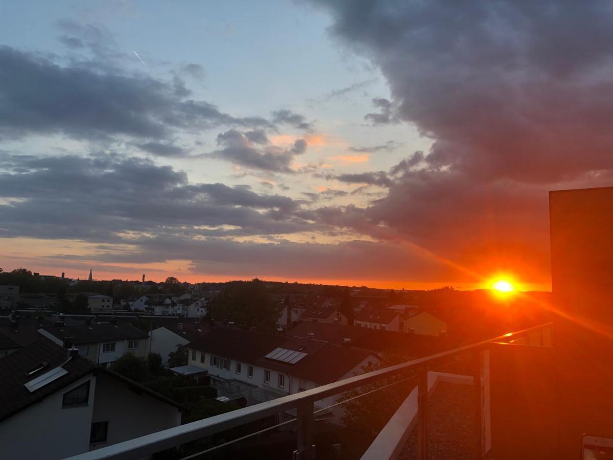 Penthouse Apartment Mit Alpenblick Friedrichshafen Ngoại thất bức ảnh